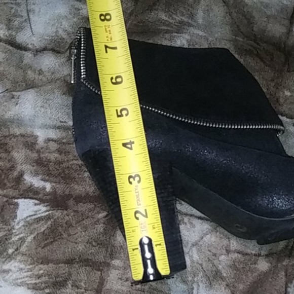 Michael Kors distressed heeled booties - Picture 7 of 8